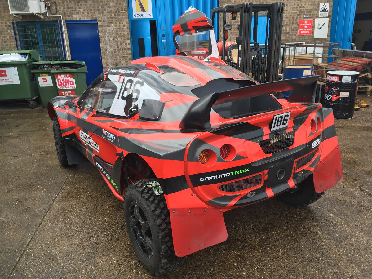 RadicalMSport's tweet photo. Something a bit different in the dyno @RadicalCarsUK today, #PoweredByRPE V8 off road racer #GSR #CompSafari #nothingcompares https://t.co/JbasUP9Vhv