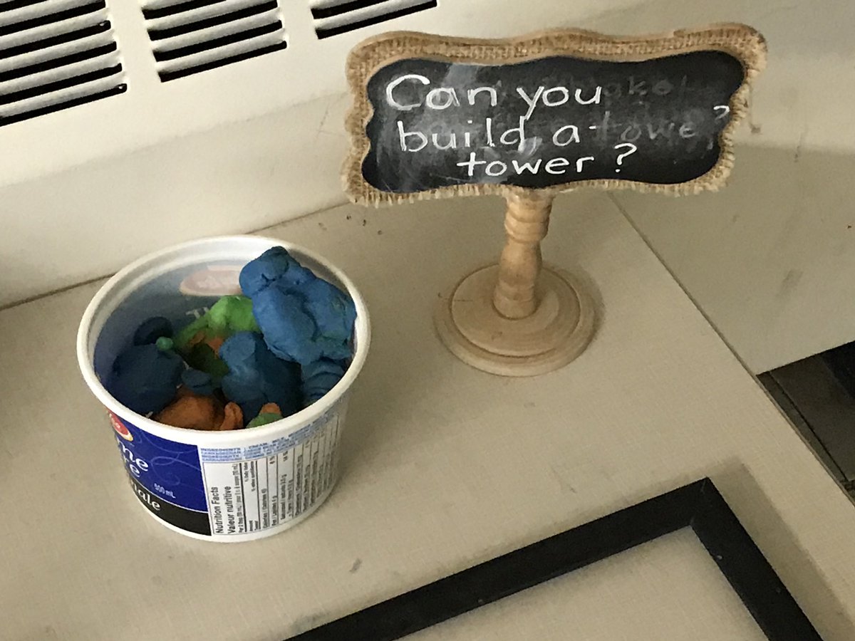 yorkwoodsps's tweet image. Learning provocation connected to beloved read aloud in K.  #betterthanaworksheet @lstrangway @LC2_TDSB