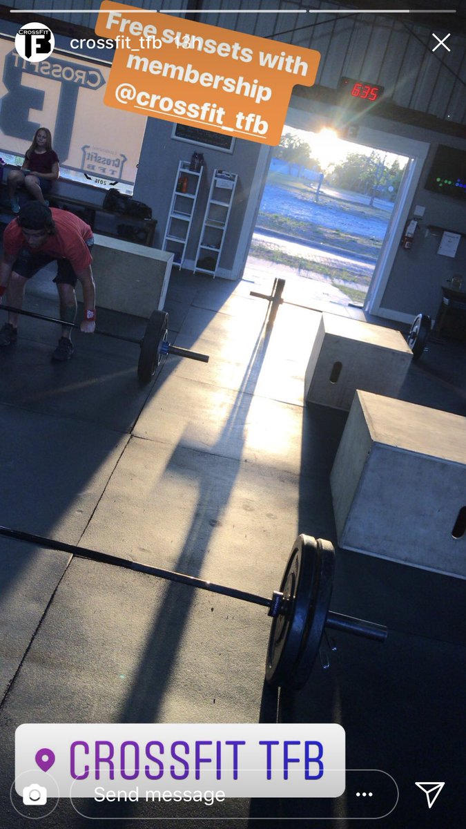 CrossFit_TFB's tweet photo. #Sunset #crossfit #pinellascounty #largo #fla #Florida #crossfitcommunity #free #CrossFitTFB https://t.co/9ZymJOgJ9U