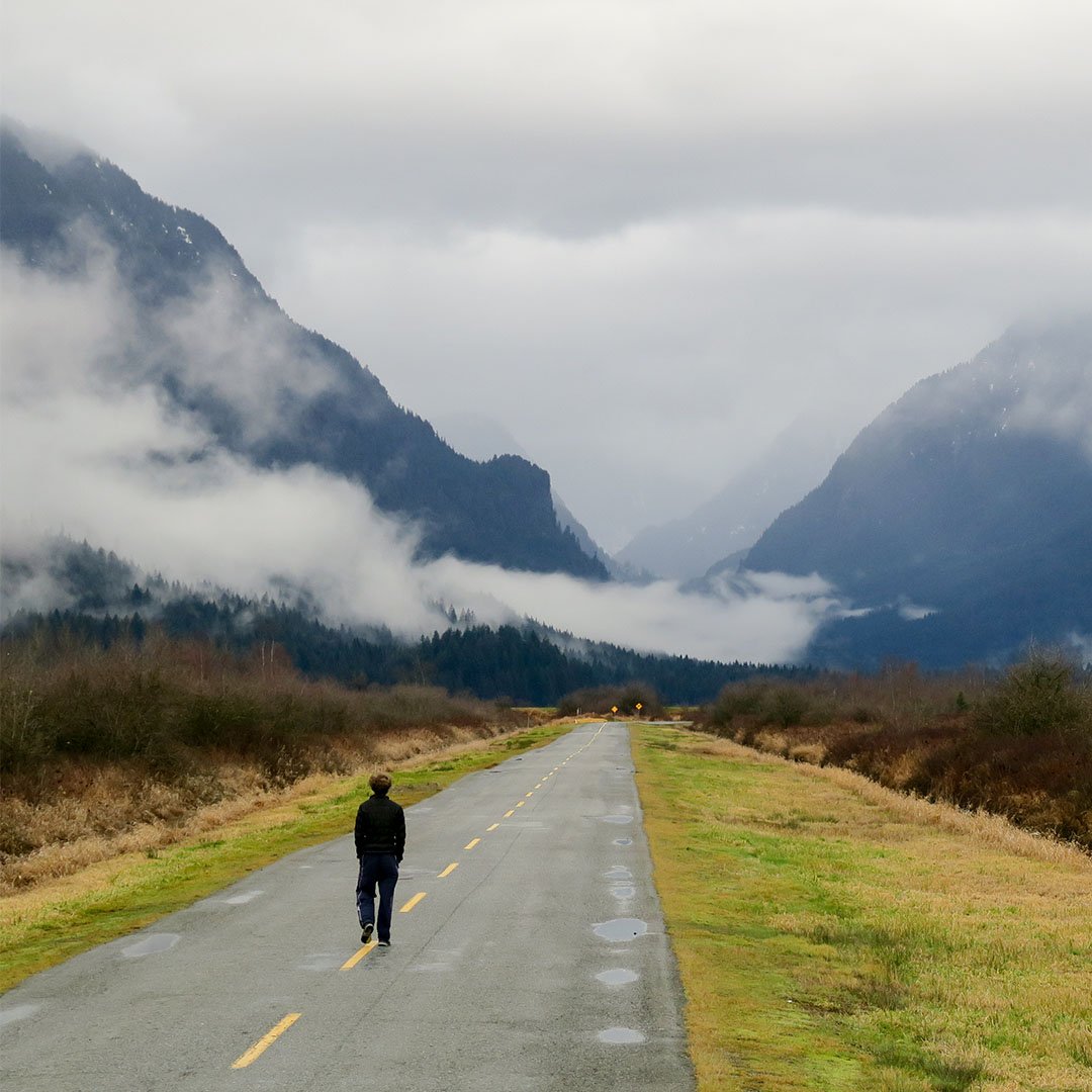 HiTec_Global's tweet photo. Happy #NationalWalkingDay! Whether in the streets or the trails, whats your favourite path for a good hike? 📷: @meandertheworld https://t.co/G2oJMHl06U
