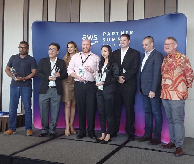 ChrisCWegmann's tweet photo. The @AccentureCloud and Accenture AWS Business Group have been named the @awscloud ASEAN Consulting Partner of the Year!! Amazing accomplishment by the team! https://t.co/75aZgo2ECC