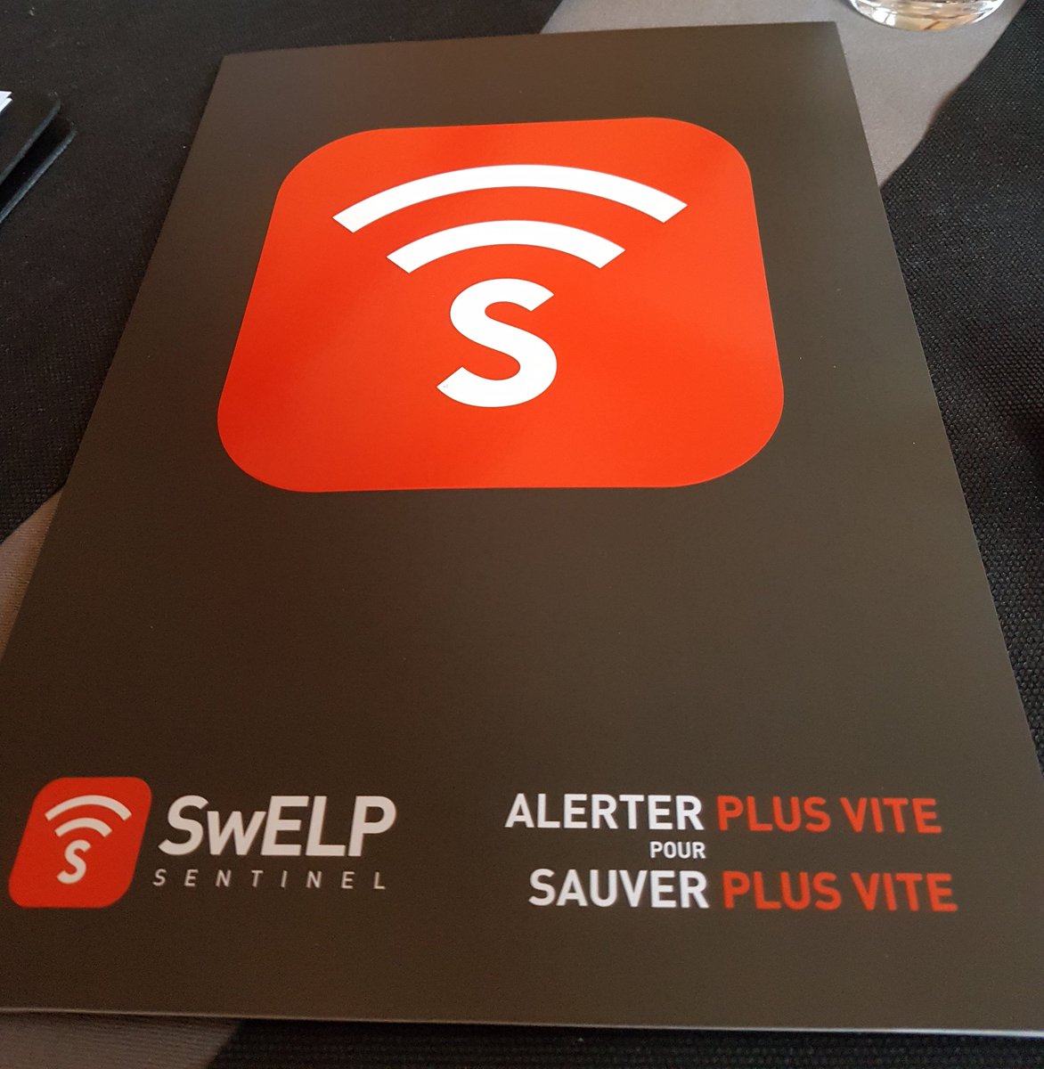 vanessagenouw's tweet image. Présentation de Swelp Sentinel @LAgenceSentinel avec son Président Hervé Frantz, partenaire @GroupamaGE "Chaque citoyen devient le premier acteur de sa propre sécurité et de celle des autres" Informer, Alerter, Protéger! Groupama au plus proches des Élus #collterr #Innovations