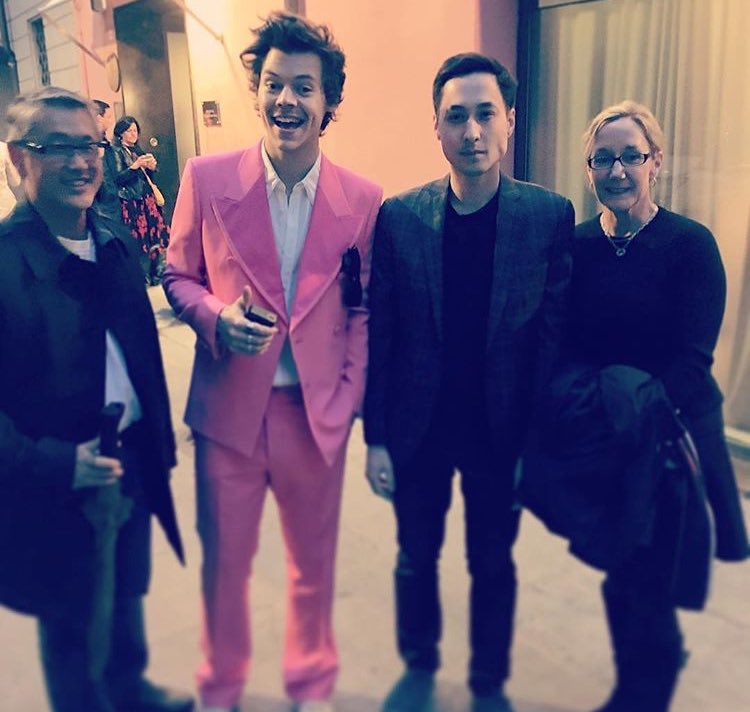 HStylesItalia's tweet photo. Un bellissimo Harry tutto sorridente ieri sera a Modena!✨💖
#HarryStylesLiveOnTourBologna https://t.co/KXjqDOQz2X