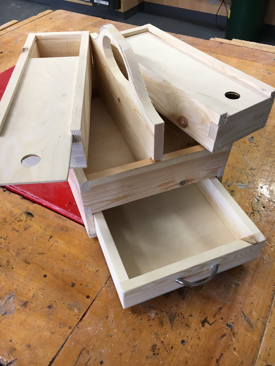TechnologyTBA's tweet photo. @TheBlythAcademy students showing off their wood working skills #oldschool #trades #skills https://t.co/xduX1xtSVK