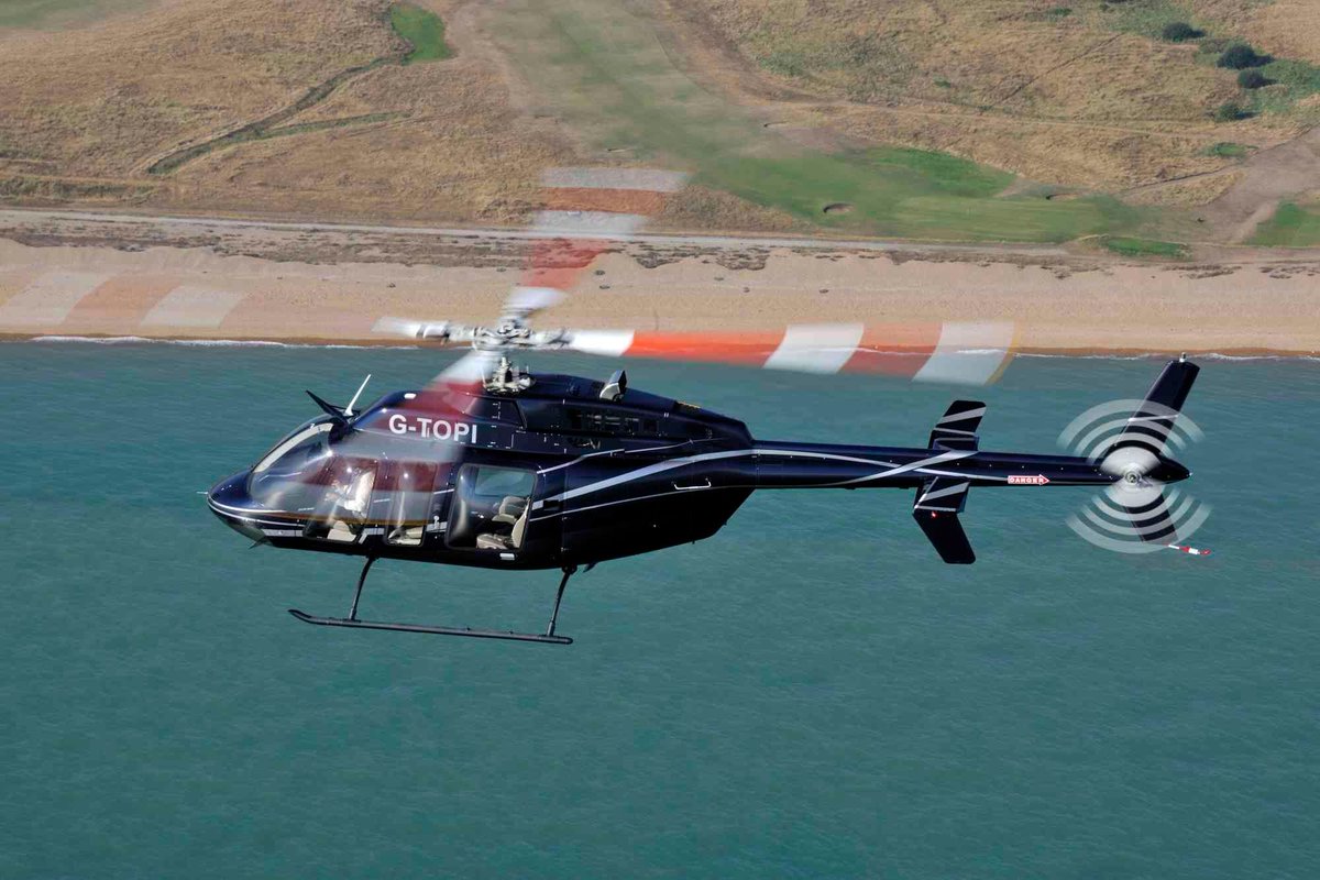 <a href="/TopFlightHeli/">TopFlight Helicopter</a> provide a #unique and #luxurious helicopter tour along the River Thames through central #London, departing from and returning to glamorous <a href="/FawsleyHall/">Fawsley Hall Hotel & Spa</a> in Northamptonshire. buff.ly/2pcGs17