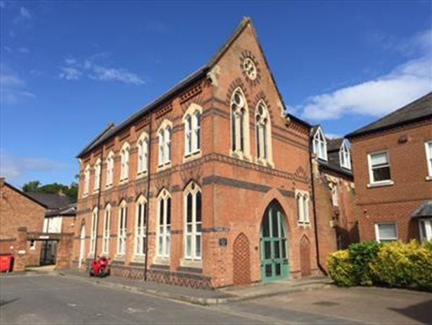 NovaLoca's tweet photo. #CommercialProperty from @ehB_Commercial - Open plan #office accomodation within a former Church in #LeamingtonSpa, which was converted in the 1990s and now forms part of an award winning office development https://t.co/1dtc4YM2nS https://t.co/UetGbcYKgP