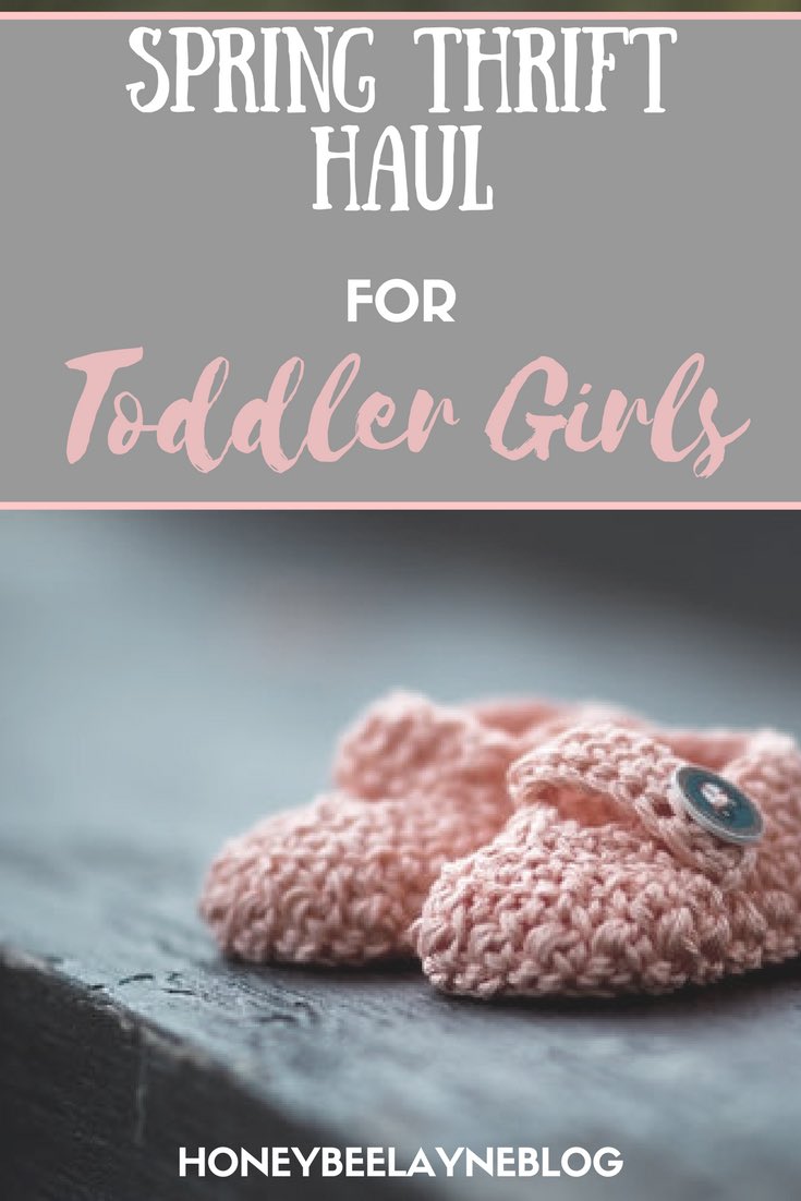 Lissalayne's tweet photo. New Blog Post Up! {Link In Bio}
Recently filled some gaps in Emilia’s wardrobe by going thrifting! I thought I’d share where I went and what I found!
#HoneyBeeLayneBlog #WritingWednesdays #toddlerclothes #Thrifting #Canada #Blog #Canadian #Blogger #Toddler #Wardrobe #Spring https://t.co/vNysMZiTte