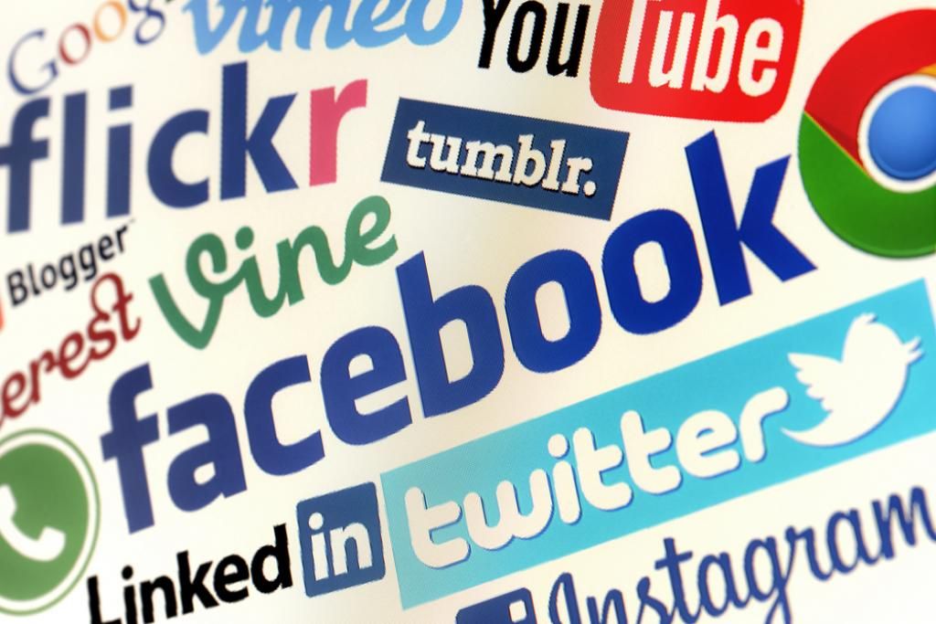 Nuvonium's tweet photo. The Definitive #SocialMedia To-Do List For #JobSeekers by @tonyrestell https://t.co/IaL5mX5Odw https://t.co/51syGQVkFU