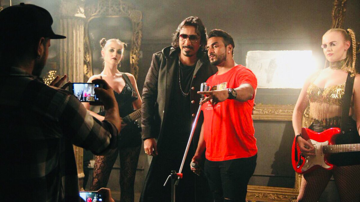 Something new &amp; exciting coming up super soon!! #DaasDev <a href="/ZeeMusicCompany/">Zee Music Company</a> @RaOwlBhat <a href="/IAmSudhirMishra/">Sudhir Mishra</a> <a href="/RichaChadha/">RichaChadha</a> <a href="/aditiraohydari/">Aditi Rao Hydari</a>