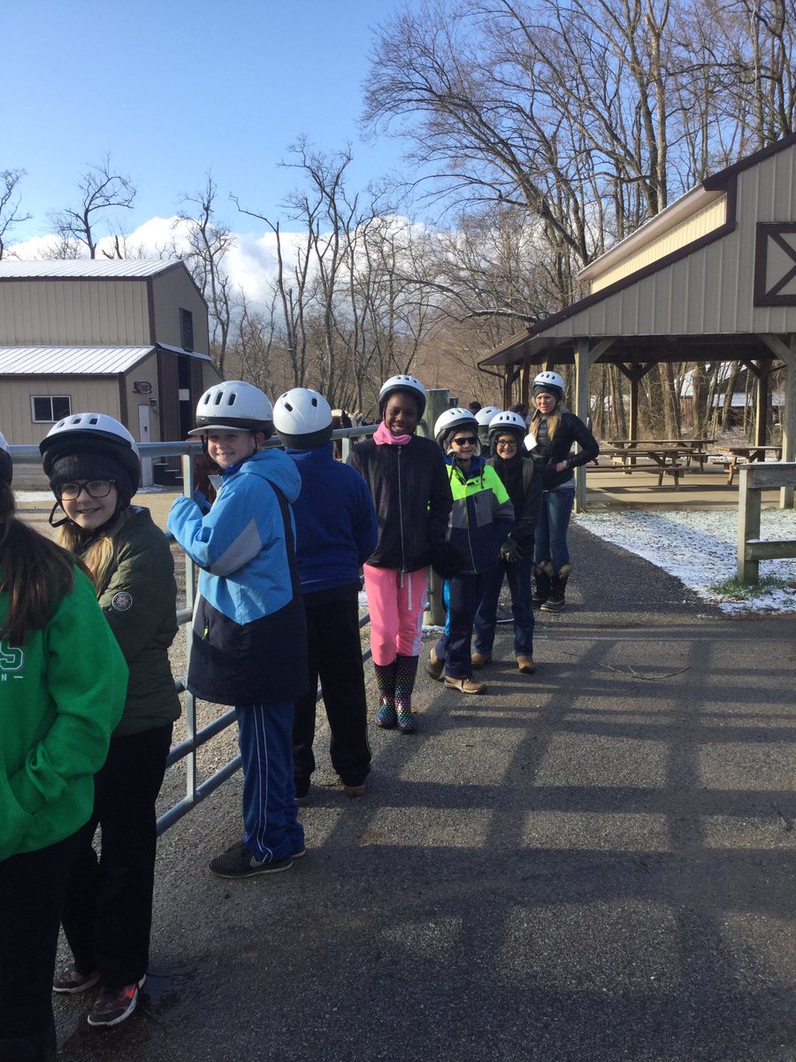 tweetsfrom111's tweet photo. Trail rides #camptecumseh2018 @YESYorktown https://t.co/ptota8dPmi