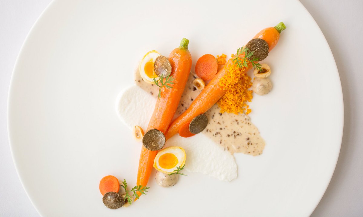 CoworthParkUK's tweet photo. Celebrating the humble carrot 🥕 at Restaurant Coworth Park on #InternationalCarrotDay with our delicious salt baked carrot, with goat’s curd, hazelnut and truffle 😋 https://t.co/bijU1lc2Y0