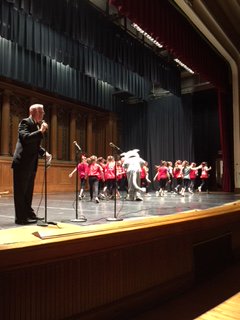 WinthropMPS's tweet photo. Winthrop's got talent! Great show last night at Memorial Hall for the Winthrop Talent Show. Congratulations to our student performers and thank you to Mr. Morgan and our PTO volunteers. Fun to see Willy the Wildcat on stage, too! #gowildcats #melroseps https://t.co/N7bQFEErFe