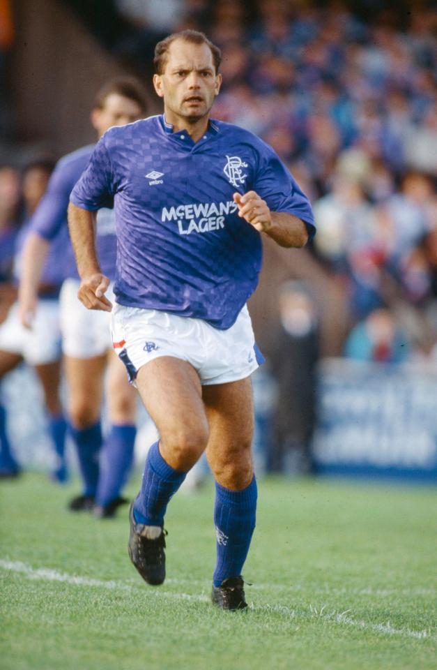 chazer1690's tweet photo. Rest with the Angel's Ray. You will Never be forgotten at Rangers FC. Your volley against celtic will live with me. https://t.co/smqlm0Scuy