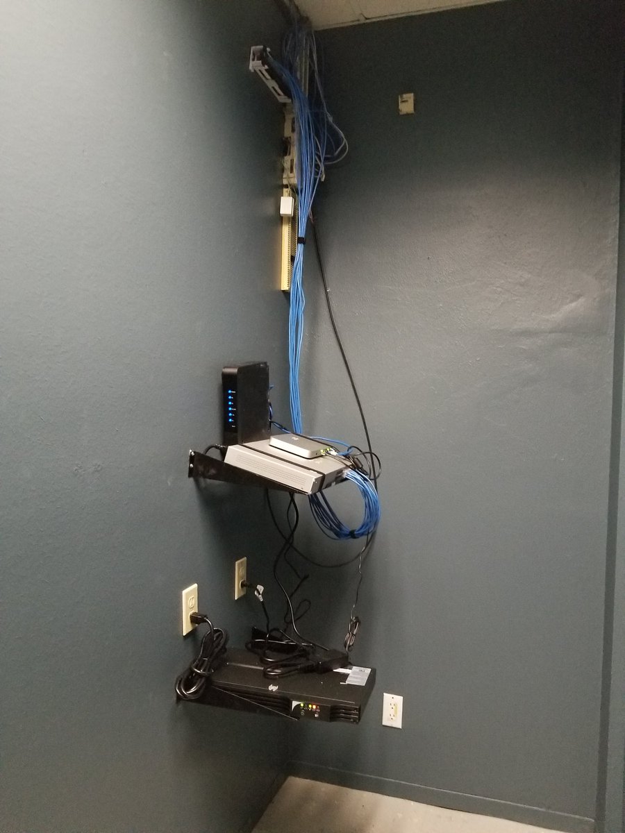 CablingAustin's tweet image. #StructuredCablingContractor Austin Cabling Systems is a low voltage cabling and Structured cabling contractor, specializing in #officeCabling for small businesses a.d commercial buildi vs. Call today for free #cat6cableinstaller #cable Installer #officecablingquote 512-574-1288