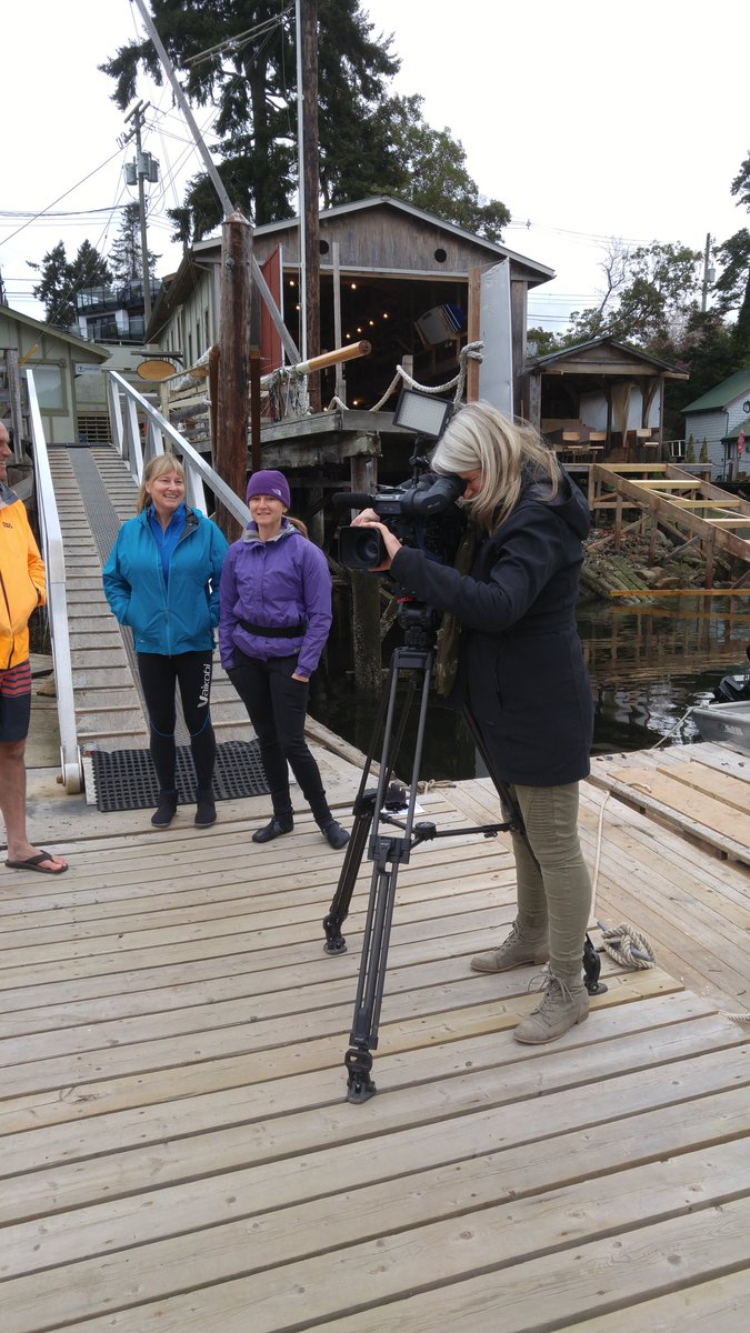 kathelburt's tweet photo. Which will you celebrate today? This @ShawTV_SVI #communityproducer &amp; tv reporter wants to know... Careful don't trip over the camera 🎥  #nationalwalkaroundthingsday #NationalHugANewsPersonDay This virtual hug is 4 you @LScollan thanks 4 bringing gr8 #community stories to life. https://t.co/yygOwmwOop