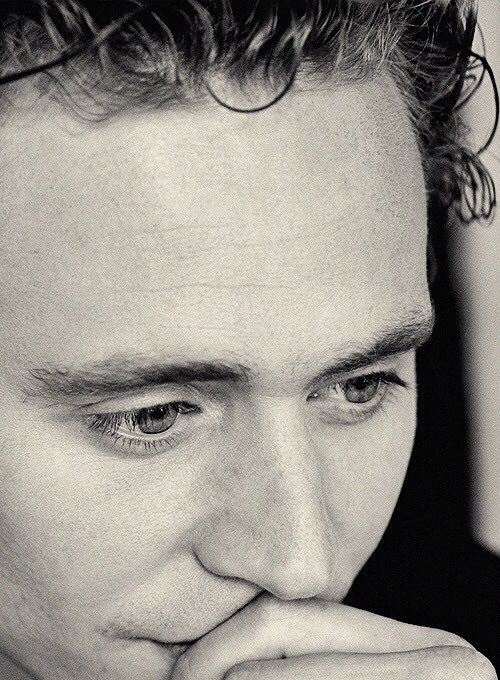 binestom's tweet image. Just because.
#BlackAndWhiteAppreciationClub 
#TomHiddleston