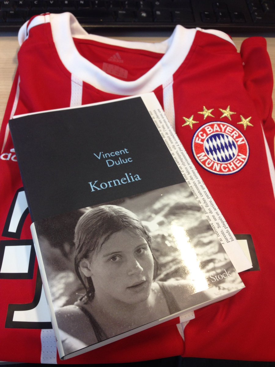 lequipedusoir's tweet photo. RT &amp; FOLLOW le compte @lequipedusoir pour remporter le livre dédicacé de @vincentduluc, "Kornelia" ! https://t.co/CZ6gvKu8Yy