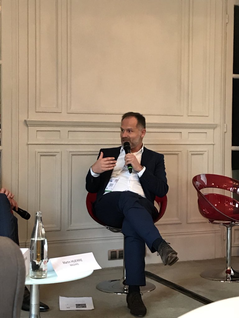 thomas_bornsiak's tweet photo. Intervention de @cperilhou sur le management de la performance et le feed-back @CONGRES_HR @Cegos https://t.co/zM6AJfh1o7