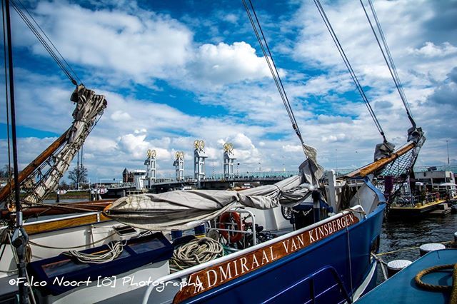 FalcoNoort's tweet photo. Sail Kampen 2018 @sailkampen ==========================
#falconoort #nikon #nikonD5200 #Sigma #Sigmalenses #nikonphotography #Nikon_uers #pickoftheday #picoftheday #fotografie #photography #Dutch #dutch_connection #instalike #igers #landscape #photooftheday #nature #cityscap… https://t.co/1BVb2BS8cS