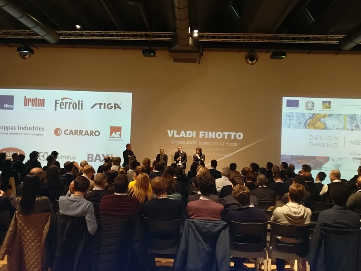 AzzurroDigitale tweet media