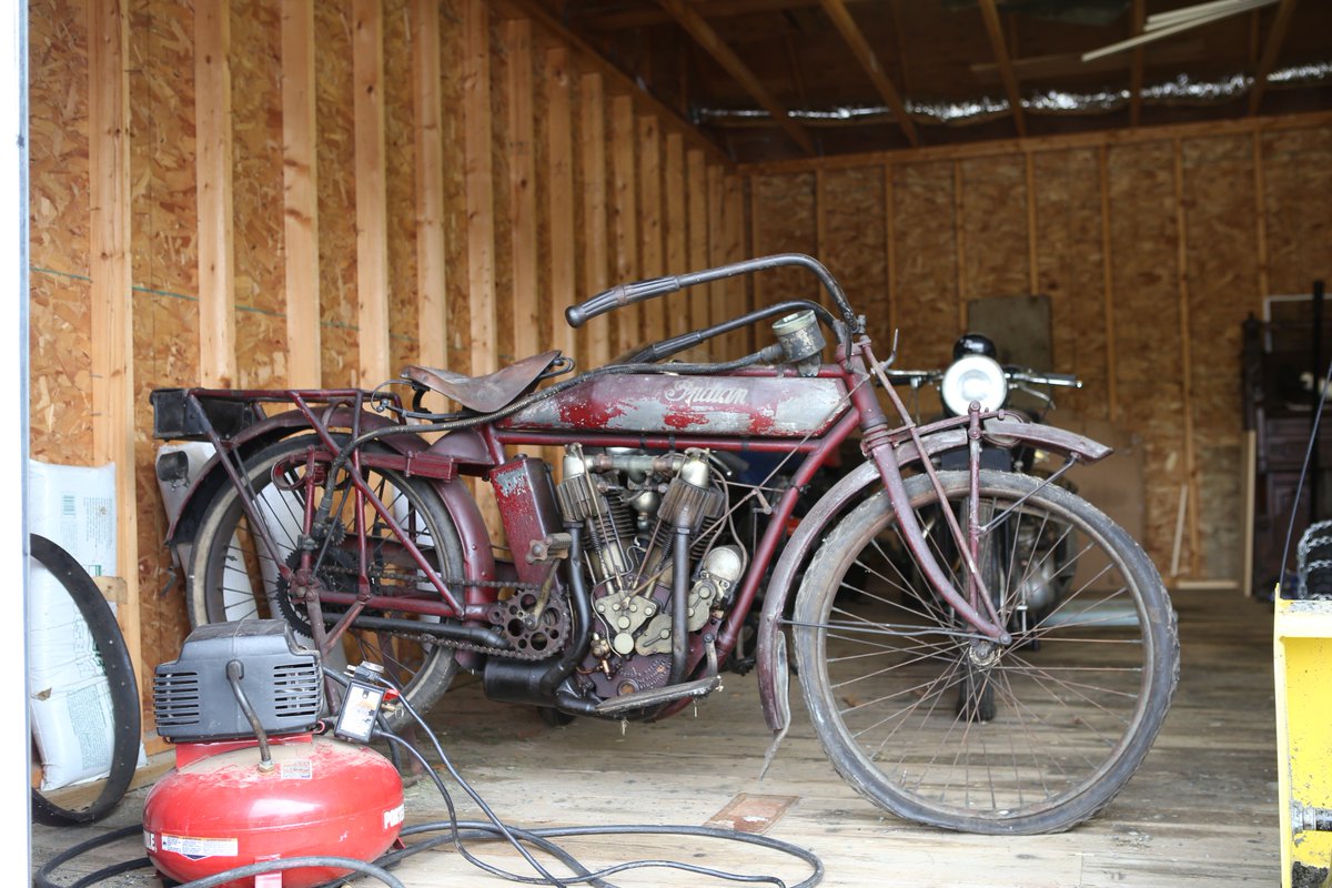 BuzzKanter's tweet photo. Ever wonder how those #barnfind motorcycle discoveries happen? I am starting a series of articles on this recent 1913 @indianmotocycle discovery for future issues of @AmericanIronMag #barnfresh #IndianInTheBarn @OldBikes @AmericanPicker https://t.co/Epf11Ro6g5