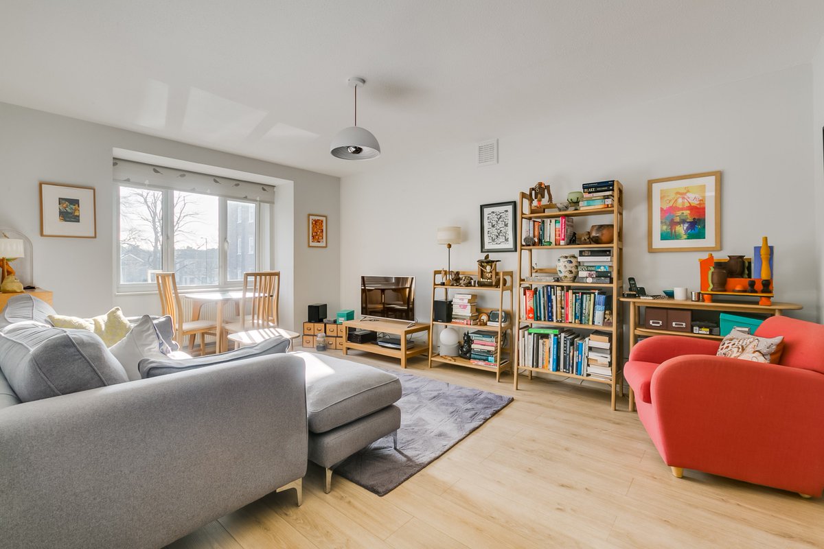 Chestertons Putney tweet media