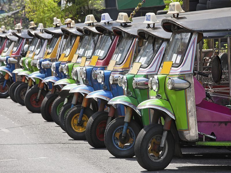 Bangkok #Thailand is the perfect destination for an incentive trip! Visit the #GrandPalace and take a police escorted #TukTuk ride around the city! #Travel #Incentive