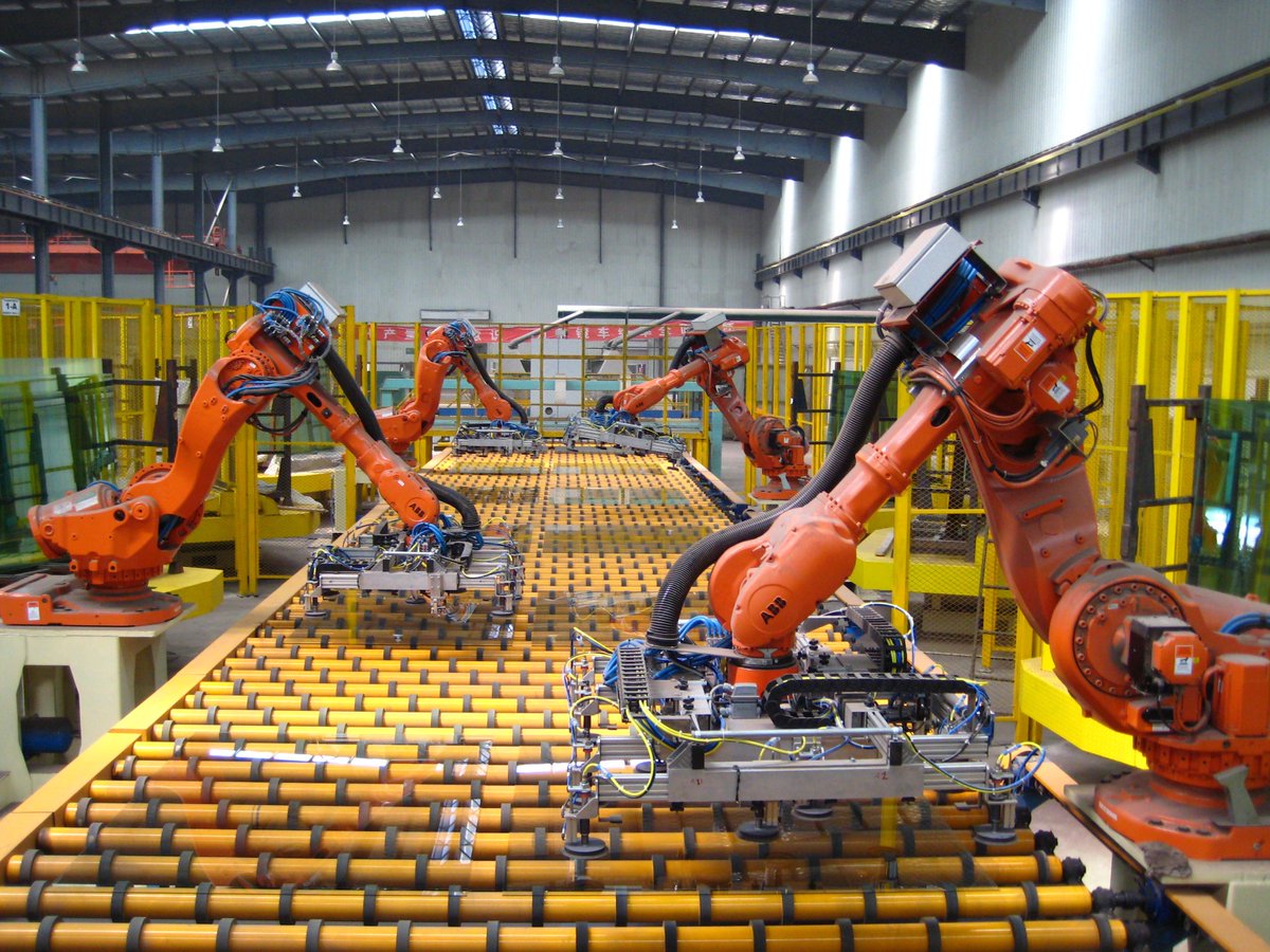 SCMR's tweet photo. NextGen Supply Chain: #Robots will transform your distribution operations . #DCBlockChain #fortna

https://t.co/po3GhsUnPG https://t.co/slEcXDZPCs