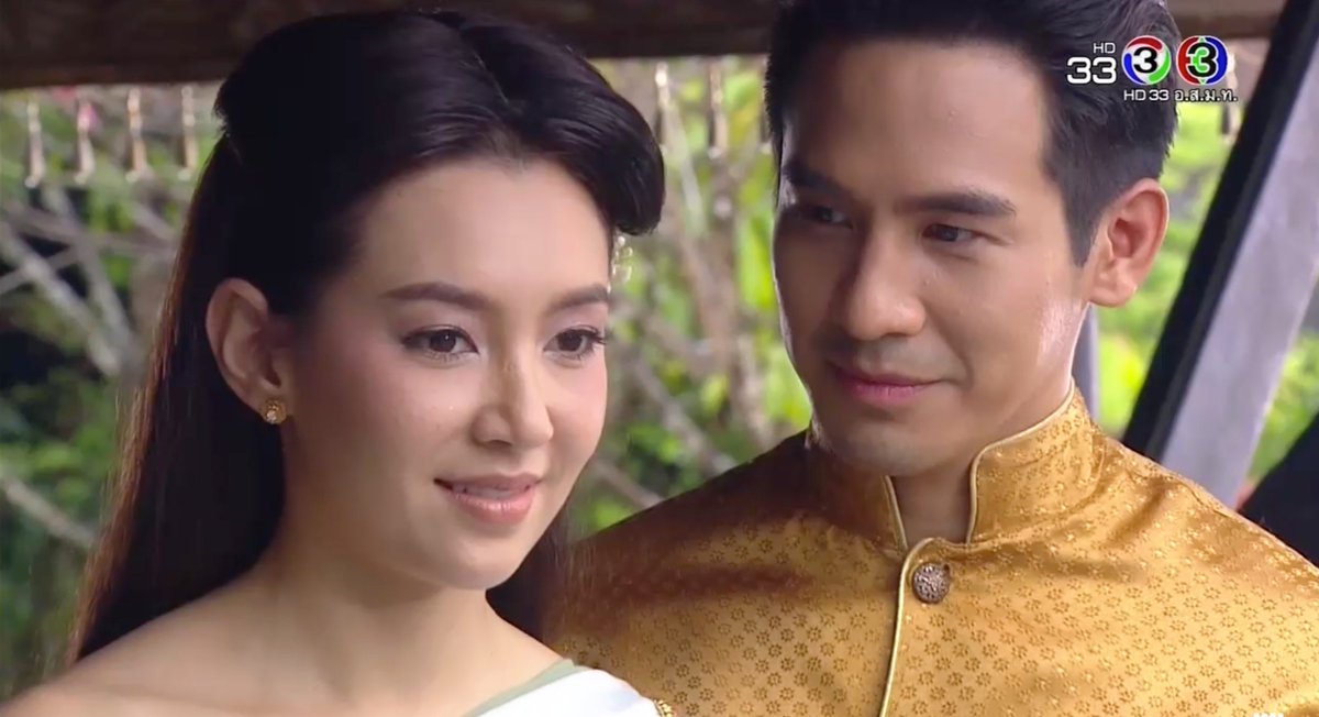 PlobJai's tweet photo. เขินแบบไม่จบไม่สิ้นไปเลยเจ้าค่ะ #บุพเพสันนิวาส https://t.co/KkQmdE0xIF