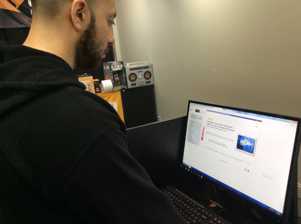 tonytwiters's tweet photo. New Rep Mark starting the DNC at Premium 5703
#DNCTRAINING #BOOSTUPNYNJ @vfiori56 @JonHorovitz1 https://t.co/FrBO3PQU1b