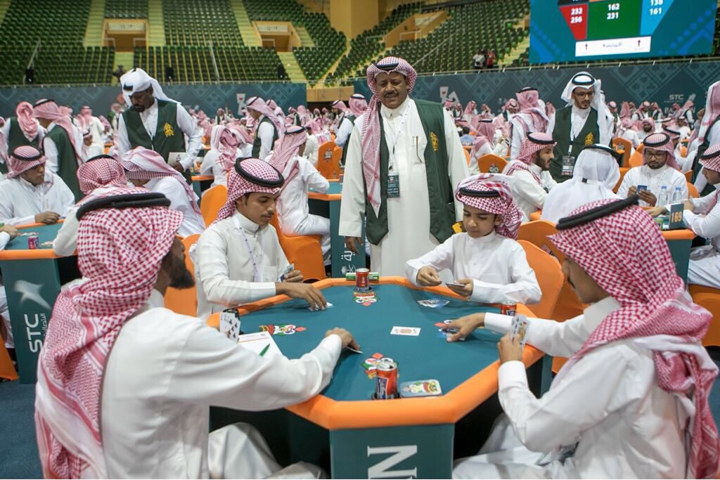 mosgovsa's tweet photo. ♠♦ أصغر مشارك في  #بطولة_المملكة_للبلوت عيد بن دخيل الله العتيبي (14 سنة) يتأهل مع والده إلى الجولة الثانية ♥️♣ https://t.co/KIgsQpPt1P