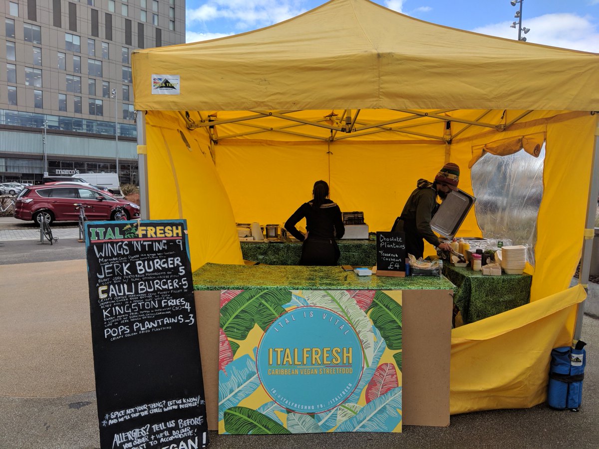 Live life without regrets. Go to <a href="/MediaCityUK/">MediaCityUK</a> and inhale the Jerk Burger from <a href="/ItalFresh/">ItalFresh</a> like we did. You won't look back. #Salford #vegan #PopUp