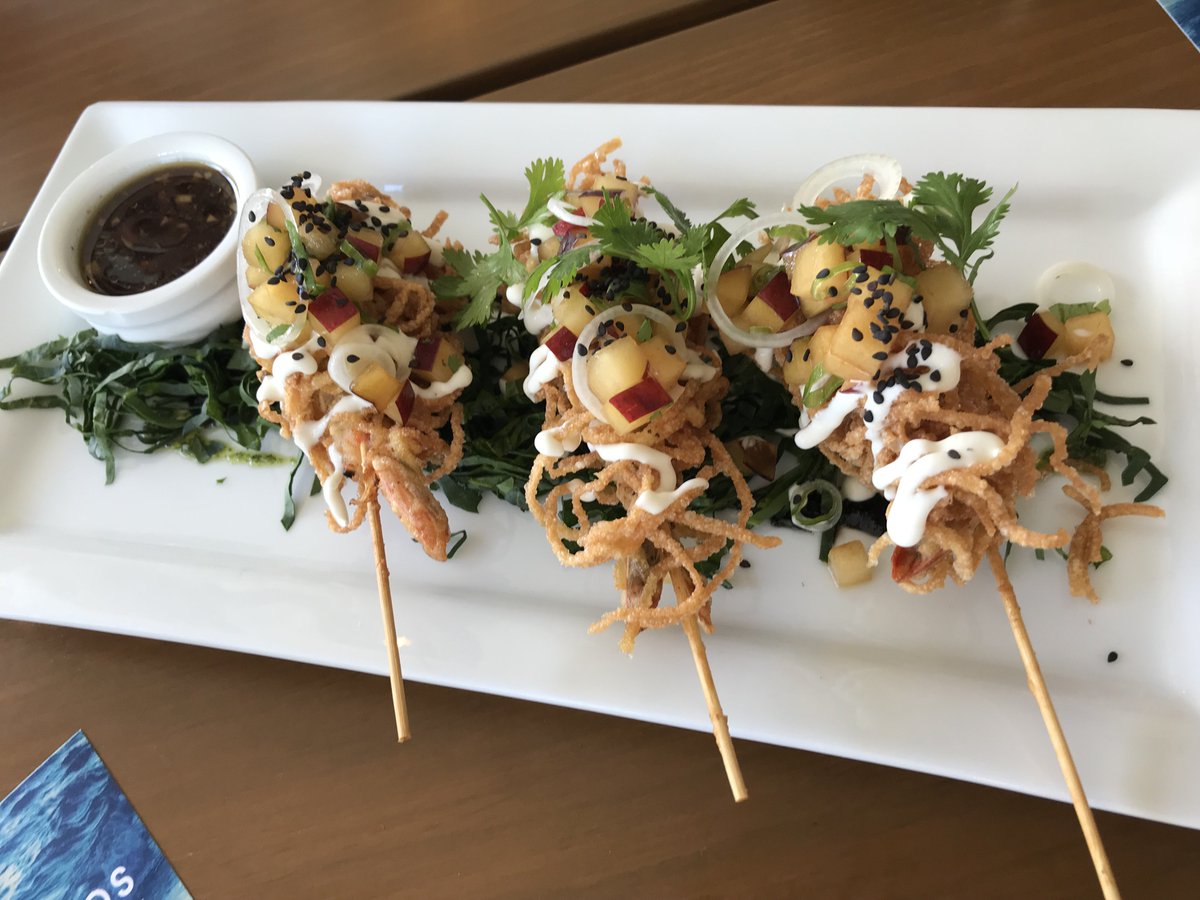 TravelwithTam tweet media