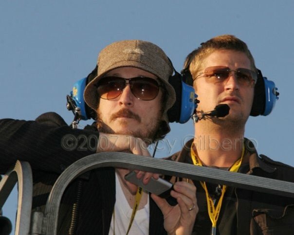 TracyLeeBateman's tweet photo. Way back in the day (2007)...one of the coolest moments of my days photographing NASCAR. Thanks @ThisIsRobThomas and @MatchboxTwenty for being awesome. https://t.co/IjqOhcbKsa