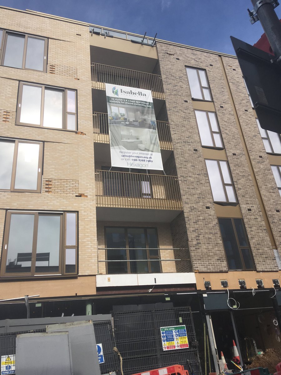Daylight Signs On Twitter 2no 4m X 2m Mesh Banners Erected On