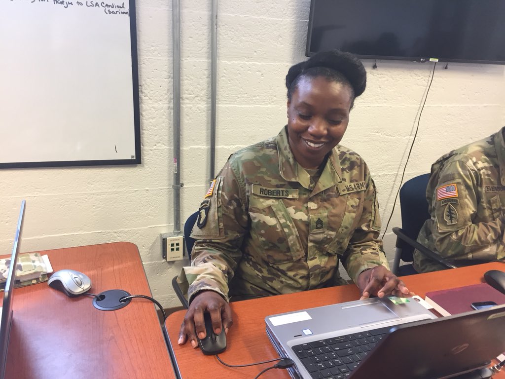 OCSJX's tweet photo. Day 2 of OCSJX-18 Phase II finds members of the 900th Contracting Battalion refining contracting products for the exercise April 4 at Fort Bragg, North Carolina. The 900th CBN is commanded by Lt. Col. Jason Miles. #OCSJX https://t.co/eSIVcj0Hoe