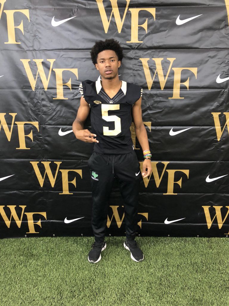 MooseMuhammad's tweet photo. Thanks for the great visit at Wake todayπ©βΌοΈ#godeacs https://t.co/WeLS8anUDJ