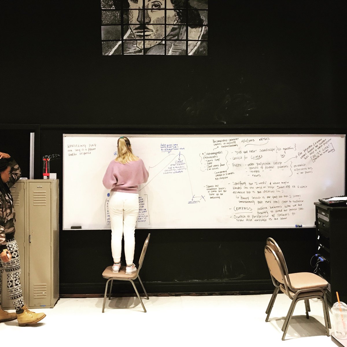 senn_arts's tweet photo. Creating and collaborating on the dramatic structure of the upcoming Senior Ensemble’s WHAT IF PROJECT with @steppenwolfthtr. 
#sennhs #sennarts #SENNsational #whatifproject https://t.co/WRCn7DsfuY