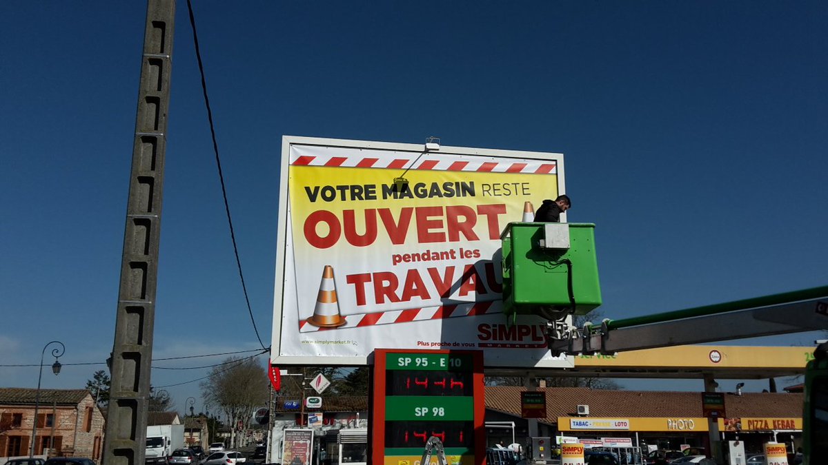 PrintnGoMP's tweet photo. Journée aérienne chez @PrintnGoMP avec réalisation de pose de bâches 4*3 à Fonbeauzard(31) ainsi que l'installation de panneaux pour le Zénith de Toulouse 😀😀 https://t.co/SXJ8HAk331