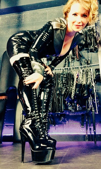 Know where I am now? 😉 https://t.co/XH7DHC27bc