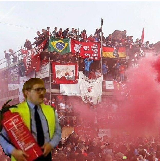 RichTheCat_1's tweet photo. Good to see @LFC taking a firm stance when it comes to fire safety tonight..

Lock up your dogs Anfield..🐕🔥

#lfcvcity https://t.co/noQrmBdbUZ