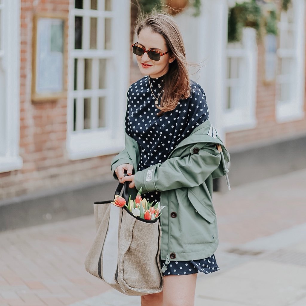 The weather was lovely today, so I (finally) got to shoot some new content for you...
Wearing my favourite jacket of all times (aka <a href="/Joulesclothing/">Joules</a> Coast waterproof): bit.ly/JoulesCoast