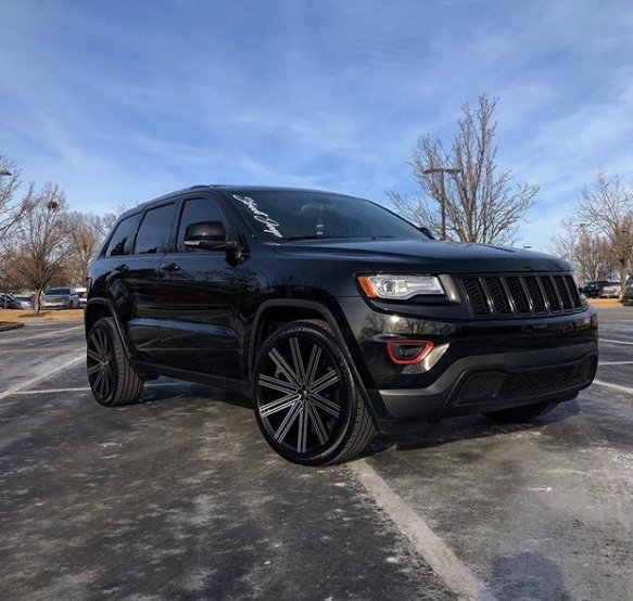 onlinetires_com's tweet photo. Great style from every angle when you choose 2 crave wheels. 

#onlinetires #wheels #wheelwednesday #2crave #2cravewheels #jeep #cherokee https://t.co/DYomXOIlX7