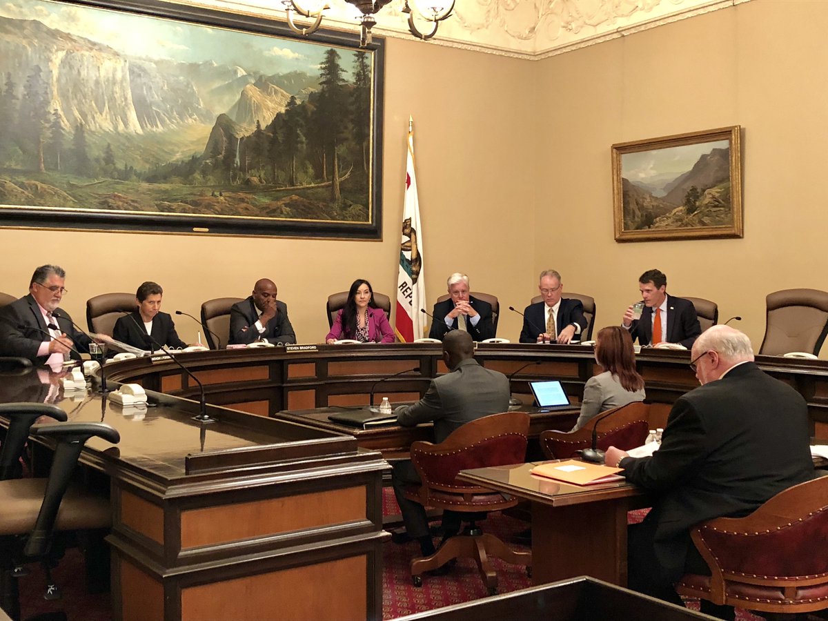 Jimbealljr's tweet photo. I presented #SB818 to the Sen Banking & Financial Institutions Committee. #SB818 will restore critical Homeowner's Bill of Rights protections & ensure that #Californians have a fair chance of keeping their homes from foreclosing when the going gets tough. #caleg w/ @DavidChiu https://t.co/wvLVhvjrDe