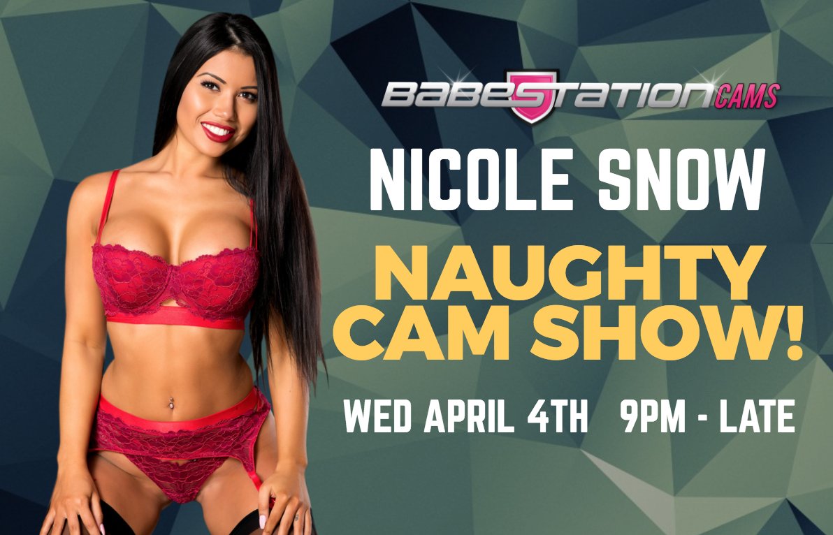 WATCH NOW: @nicolesnowxo 😍 
The sexy Nicole is showing off all of her assets right now on Cam! 🍑 

Stream Here...👇 
https://t.co/eU0RI6jO4X https://t.co/vZwpEBTDni