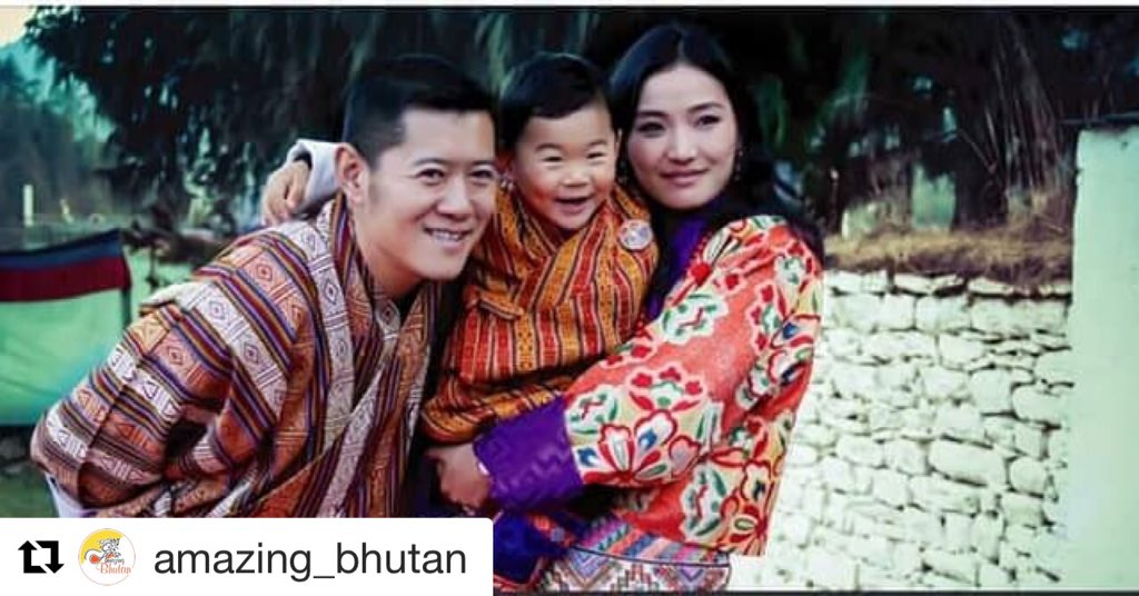 #photocredit @amazing_bhutan #TheRoyalFamilyofBhutan #thequeen #theking #theprince #Bhutan  #royalty #Bhutanese #asia #Thimphu #himalayas #Phuntsholing #financialcentre #silkroad #buddhism #ZhabdrungRinpoche #Dzongkha #Takin #GoldenLangur #assamesemacaque #BengalTiger #hispidhare