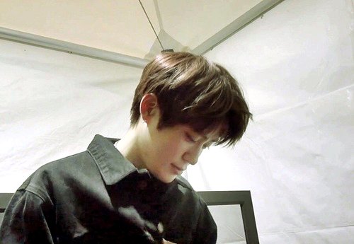 boygroupsbf's tweet photo. jaehyun • nct 
      ↳ 1997.02.14 https://t.co/EfX8IWPpYY