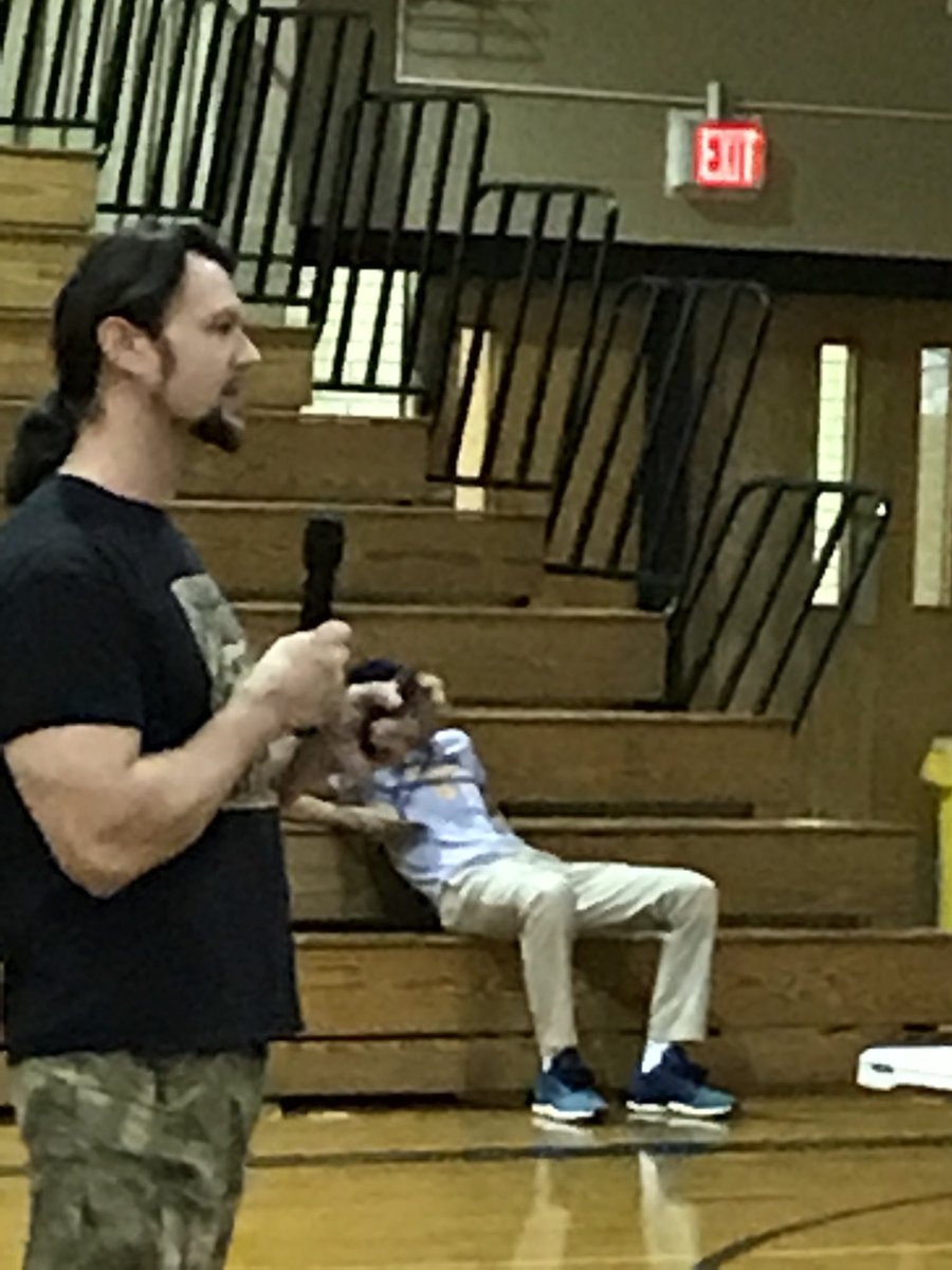 Dr. Igor Slwanowicz explaining animals models and their adaptations #GoNimitzAdmirals