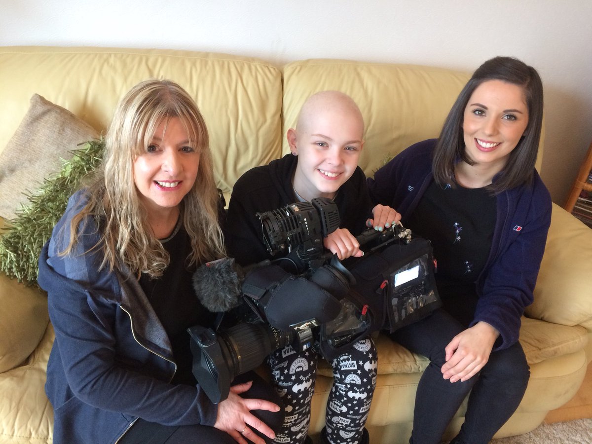 LouiseScottITV's tweet photo. Coming up on @STVNews at 6 - Brave Edinburgh teenager Kira needs to raise hundreds of thousands of pounds to fund a life saving operation in America. She has relapsed twice from aggressive Neuroblastoma twice.
https://t.co/bHCnuXJDTZ https://t.co/O83xroRnaa