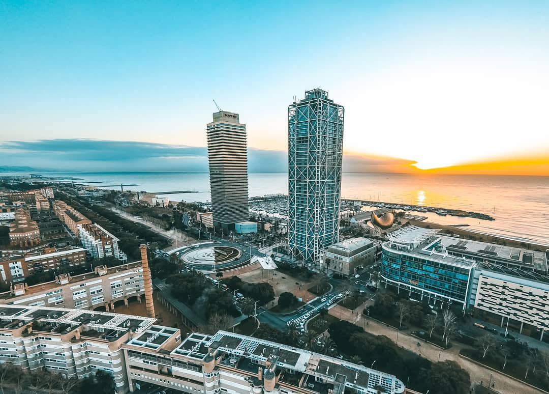 inspbarcelona's tweet photo. Skyline #Barcelona 📷: ©dani_hm_bcn https://t.co/PtMzwv5jON